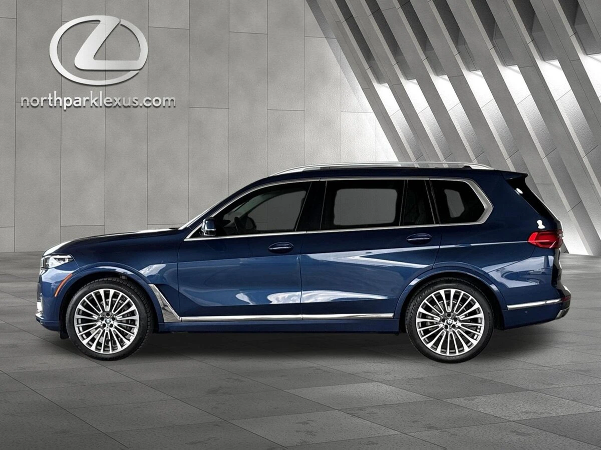 2020 BMW X7 40i