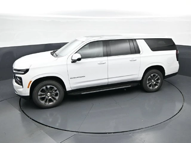 2026 Chevrolet Suburban LT - Photo 44