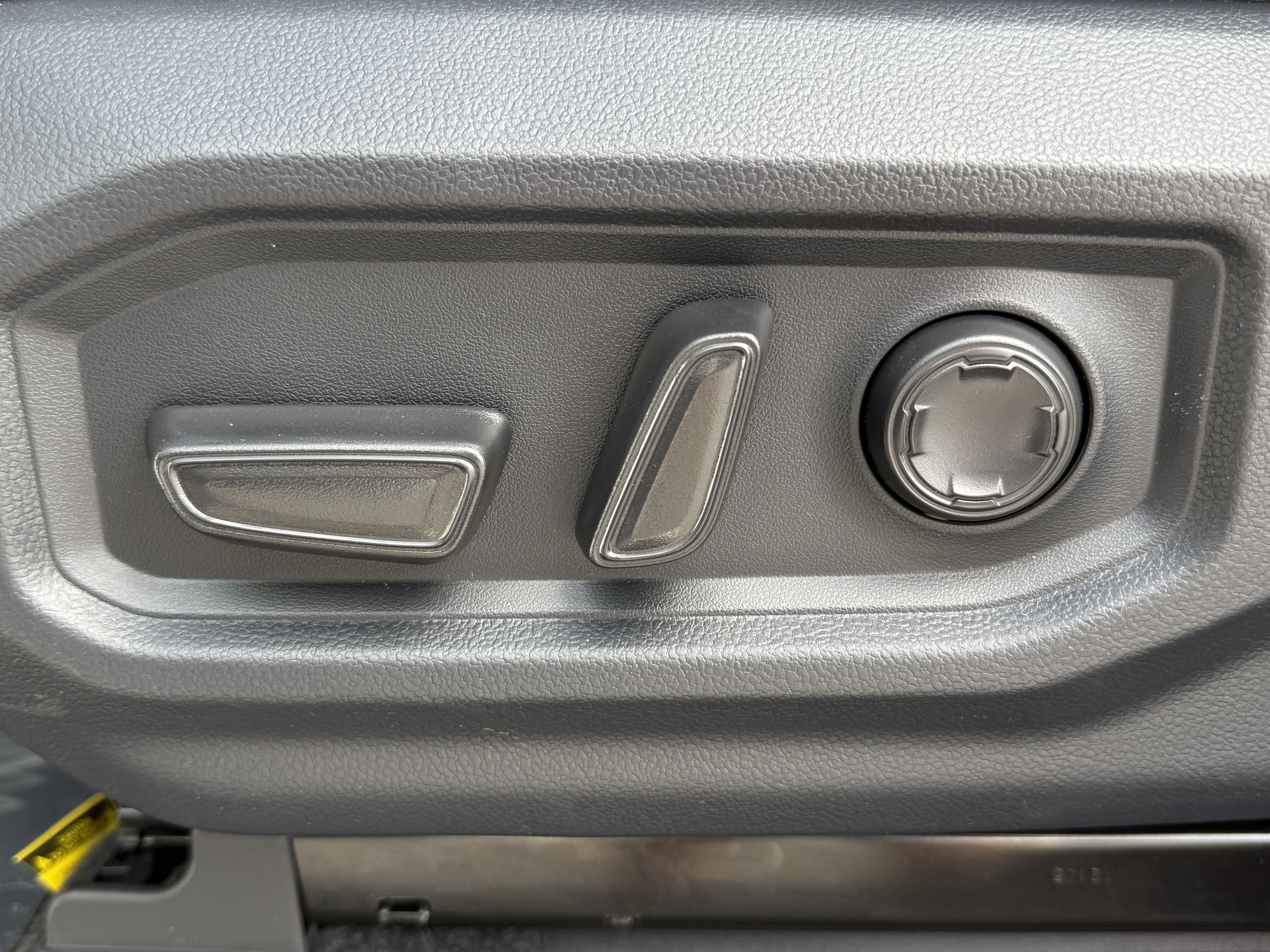 2026 Toyota Sequoia Platinum photo 12