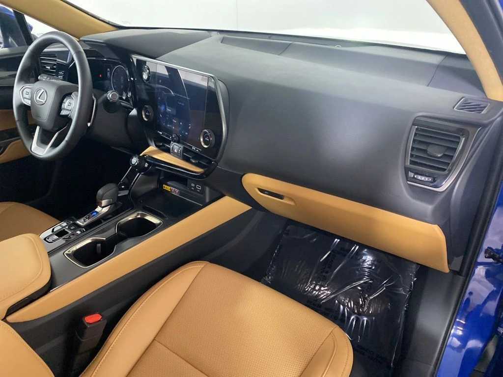 2026 Lexus NX 350 - Photo 33