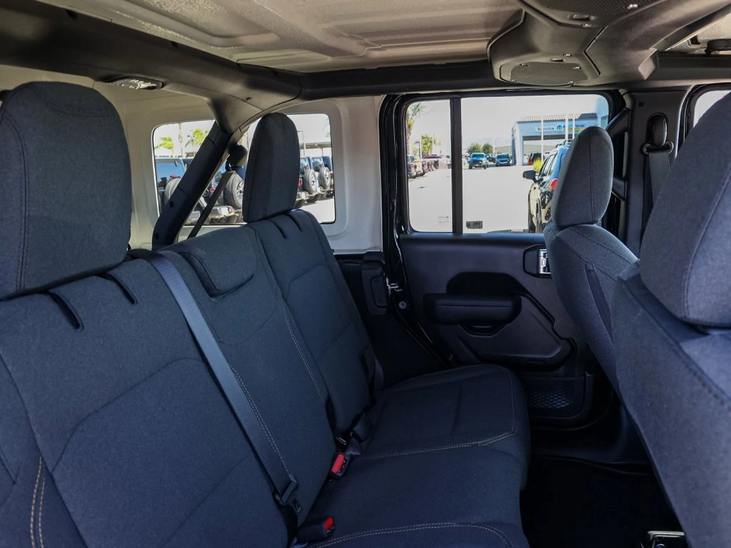 2026 Jeep Wrangler 4-Door Sport S - Photo 18