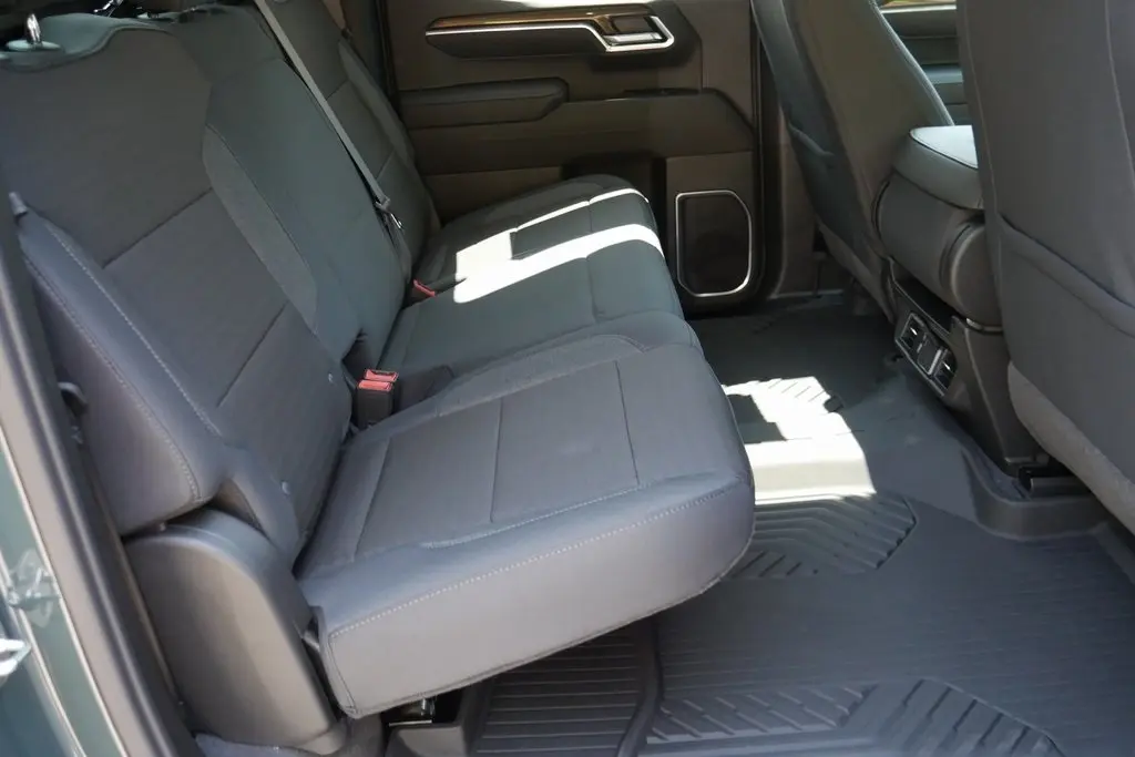 2026 Chevrolet Silverado 1500 LT1 photo 23