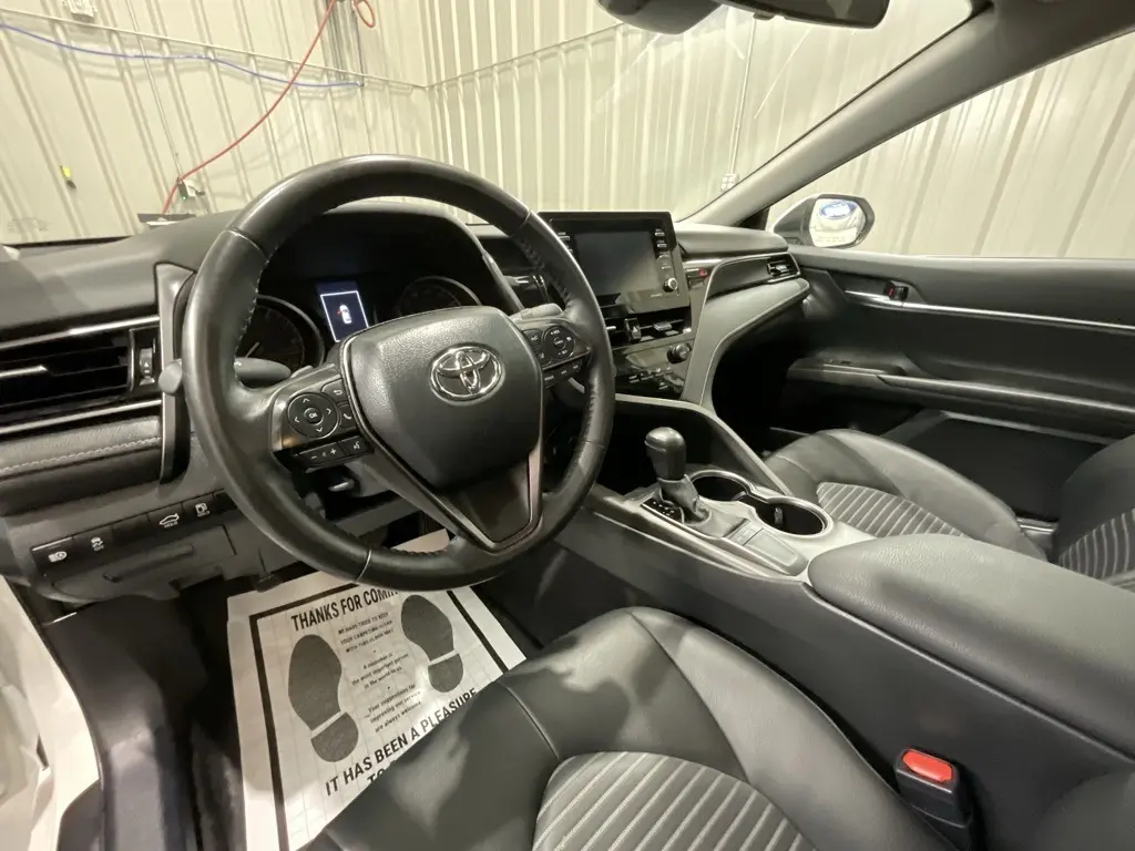 2024 Toyota Camry SE photo 14