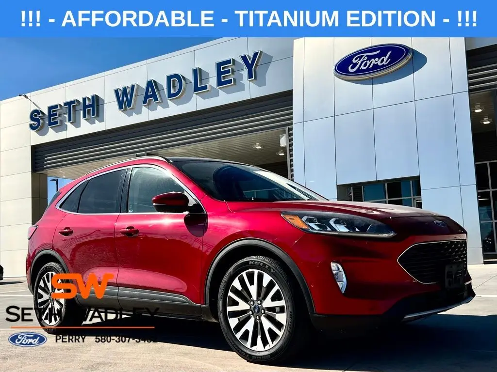 2020 Ford Escape Titanium's photo