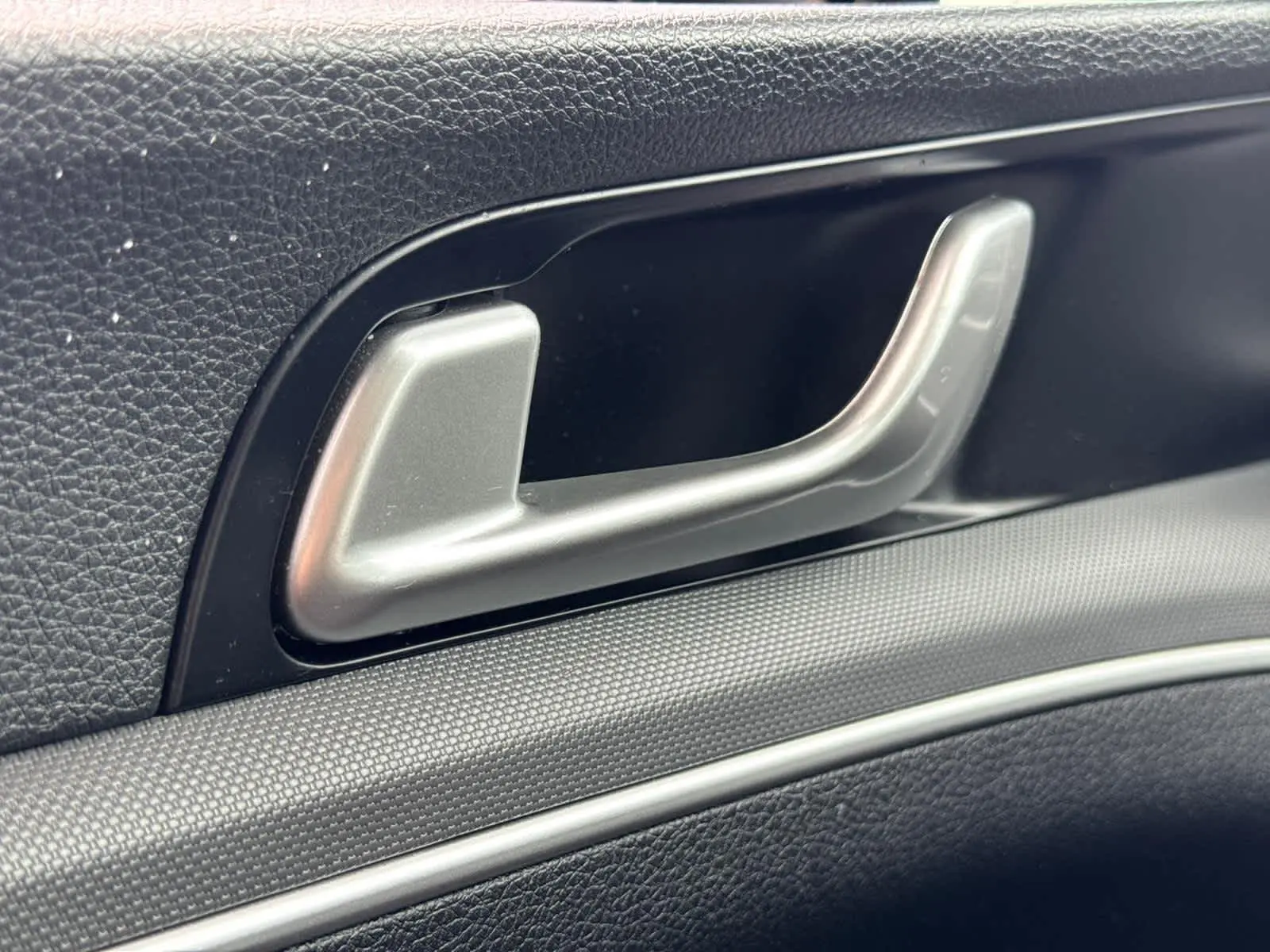 2023 Kia K5 GT-Line photo 25