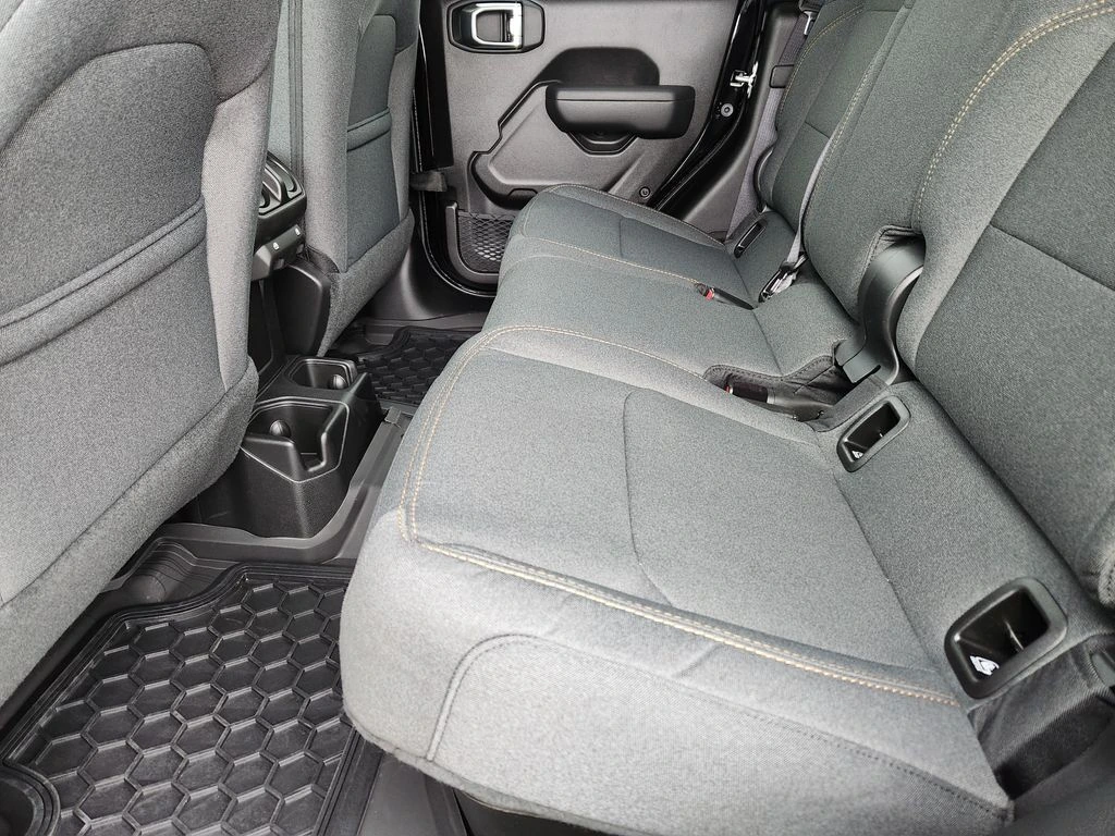 2025 Jeep Gladiator Sport S - Photo 20