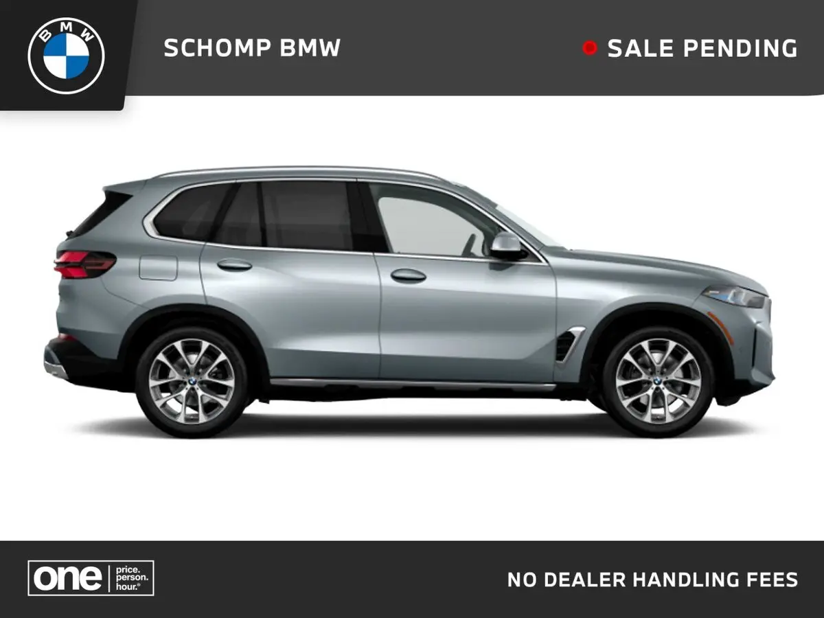 2026 BMW X5 40i's photo