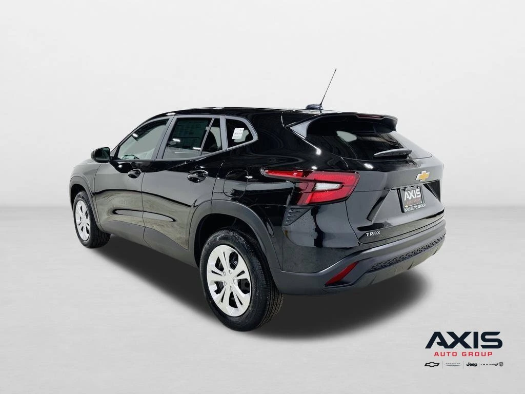 2026 Chevrolet Trax LS - Photo 6