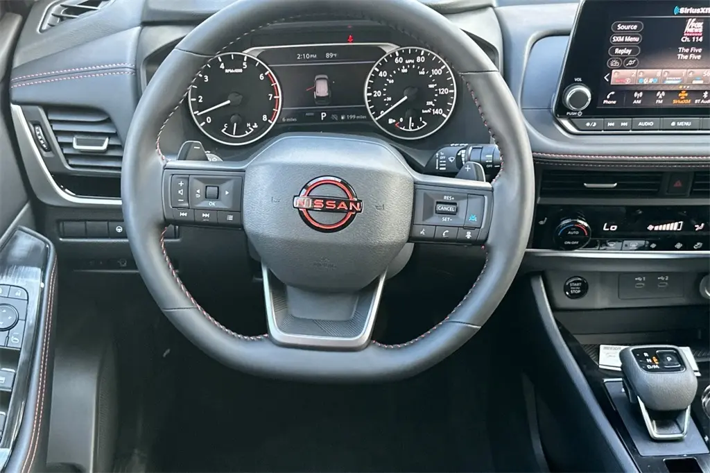 2026 Nissan Rogue SV photo 10