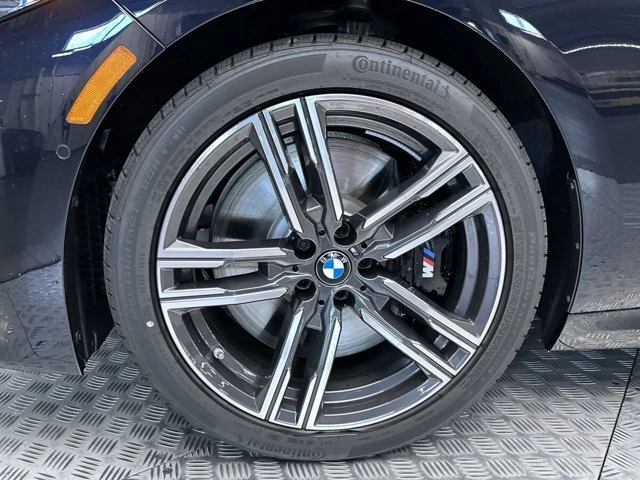 2026 BMW 8 Series 840i - Photo 27