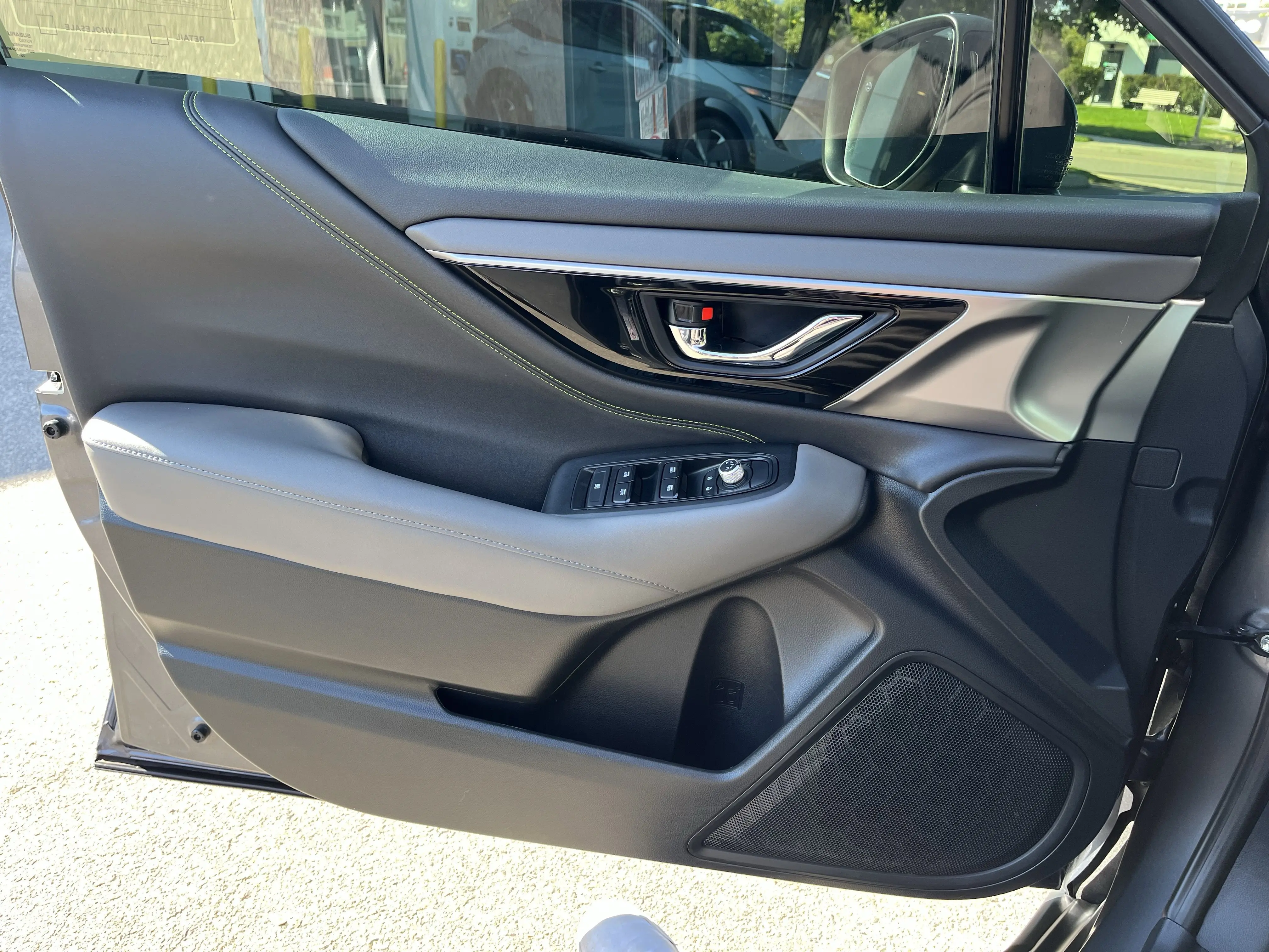 2020 Subaru Outback Onyx Edition XT photo 9