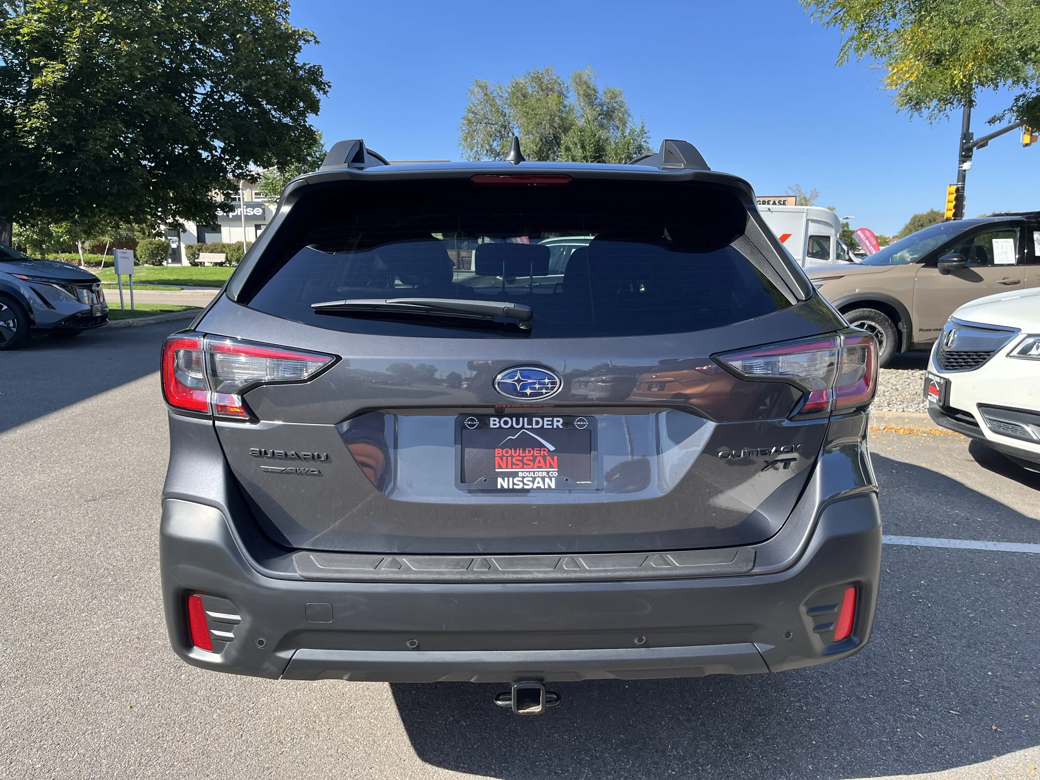 2020 Subaru Outback Onyx Edition XT photo 2