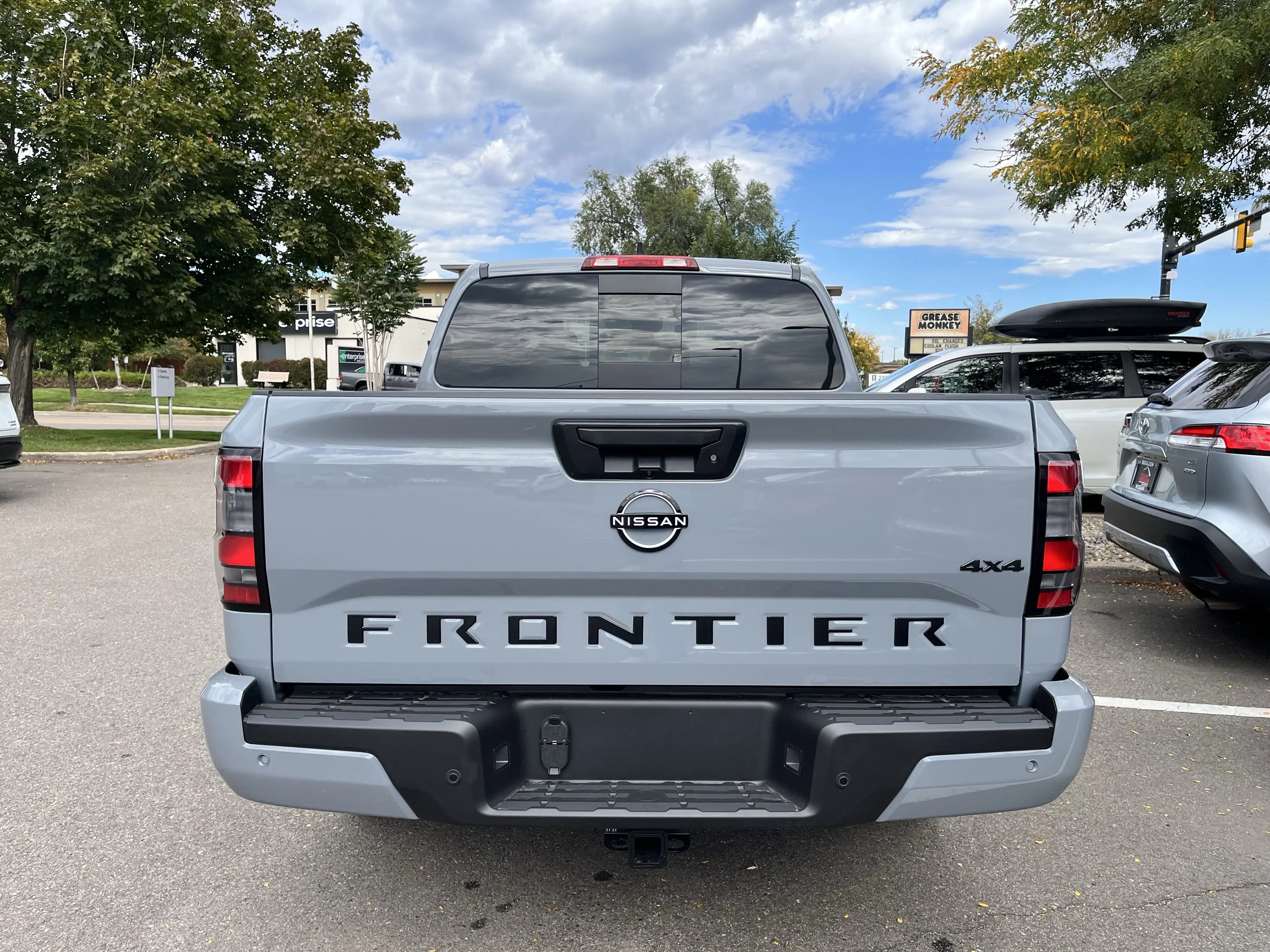 2026 Nissan Frontier Crew Cab SV photo 4