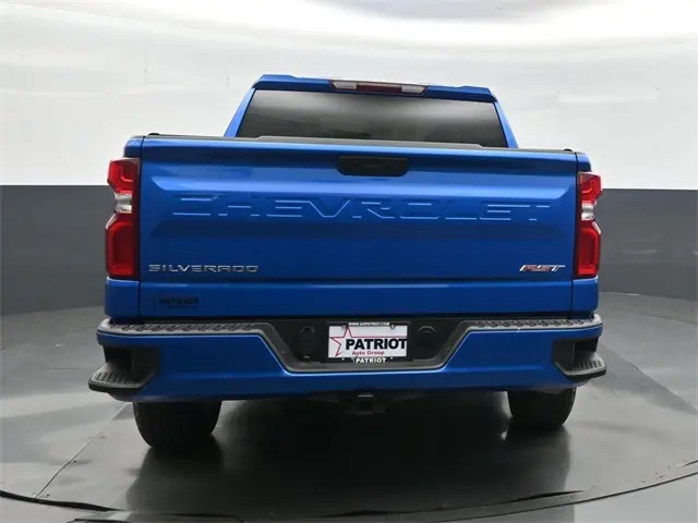 2024 Chevrolet Silverado 1500 RST photo 3