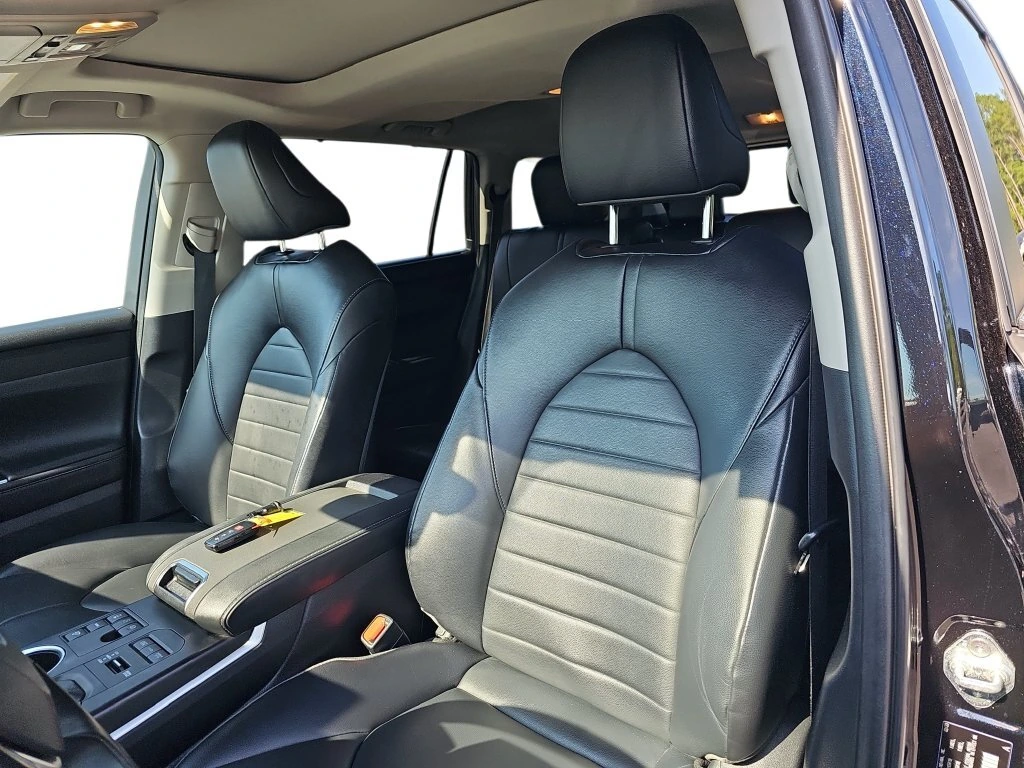 2023 Toyota Highlander XLE - Photo 15