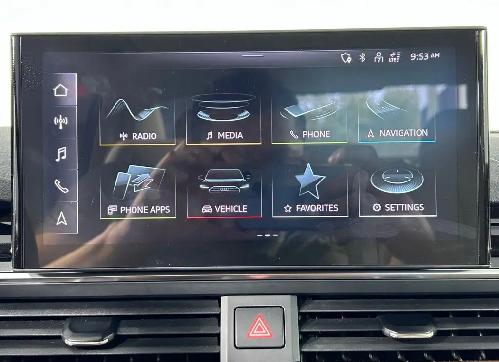 2022 Audi A4 40 Premium Quattro photo 15