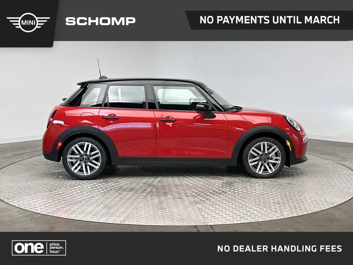 2026 MINI Hardtop 4 Door's photo