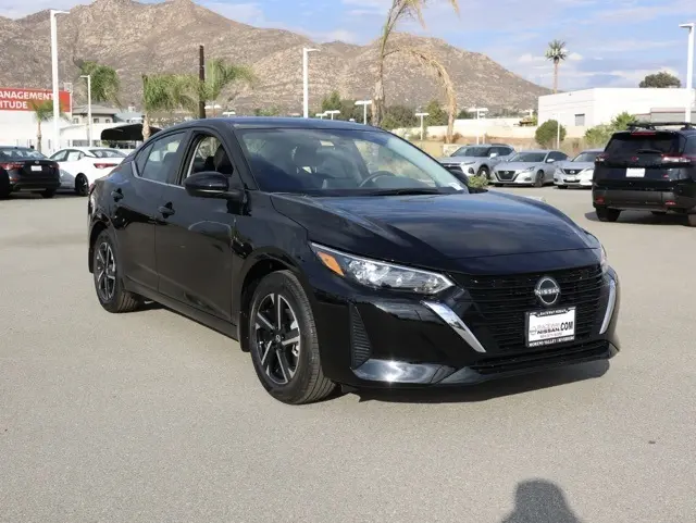 2025 Nissan Sentra SV's photo