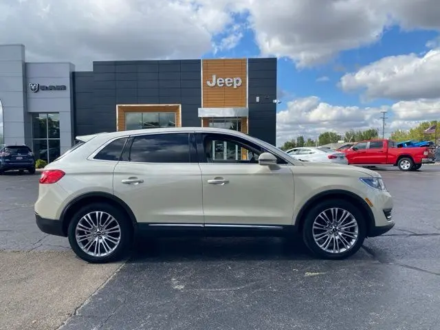 2018 Lincoln MKX Reserve photo 3
