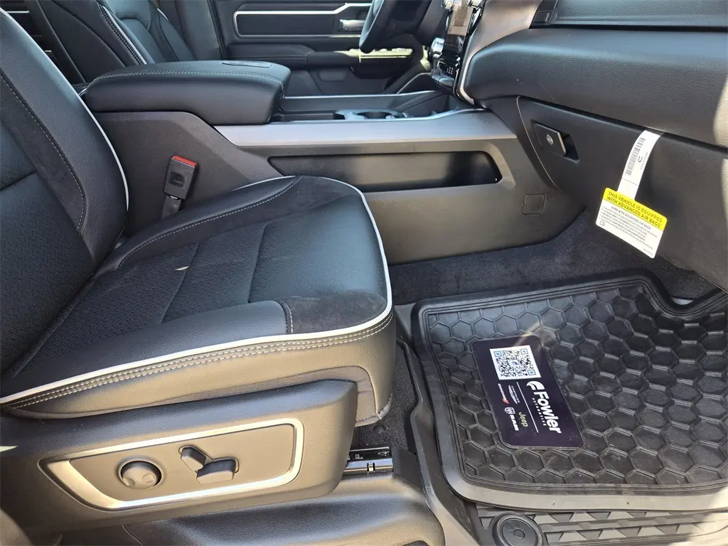 2026 Ram 1500 Laramie photo 12