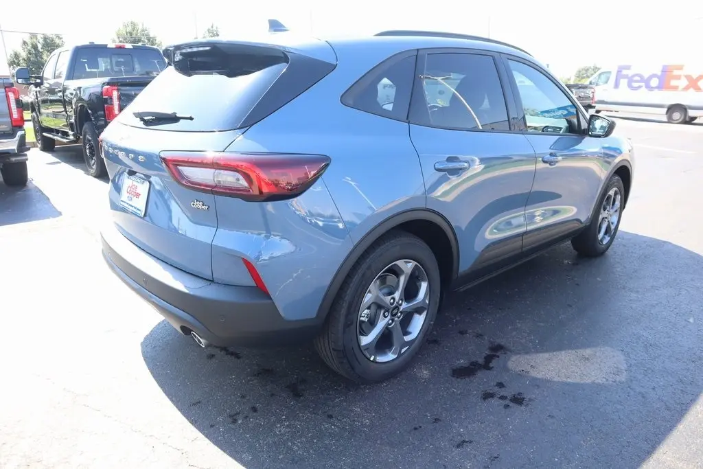2026 Ford Escape ST-Line photo 19