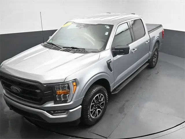 2022 Ford F-150 XLT photo 22