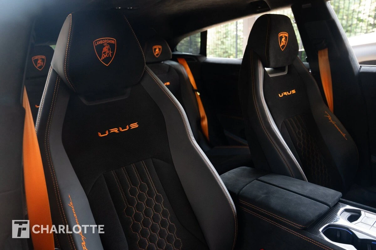 2023 Lamborghini Urus Performante - Photo 31