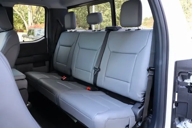 2026 Ford F-350 photo 9