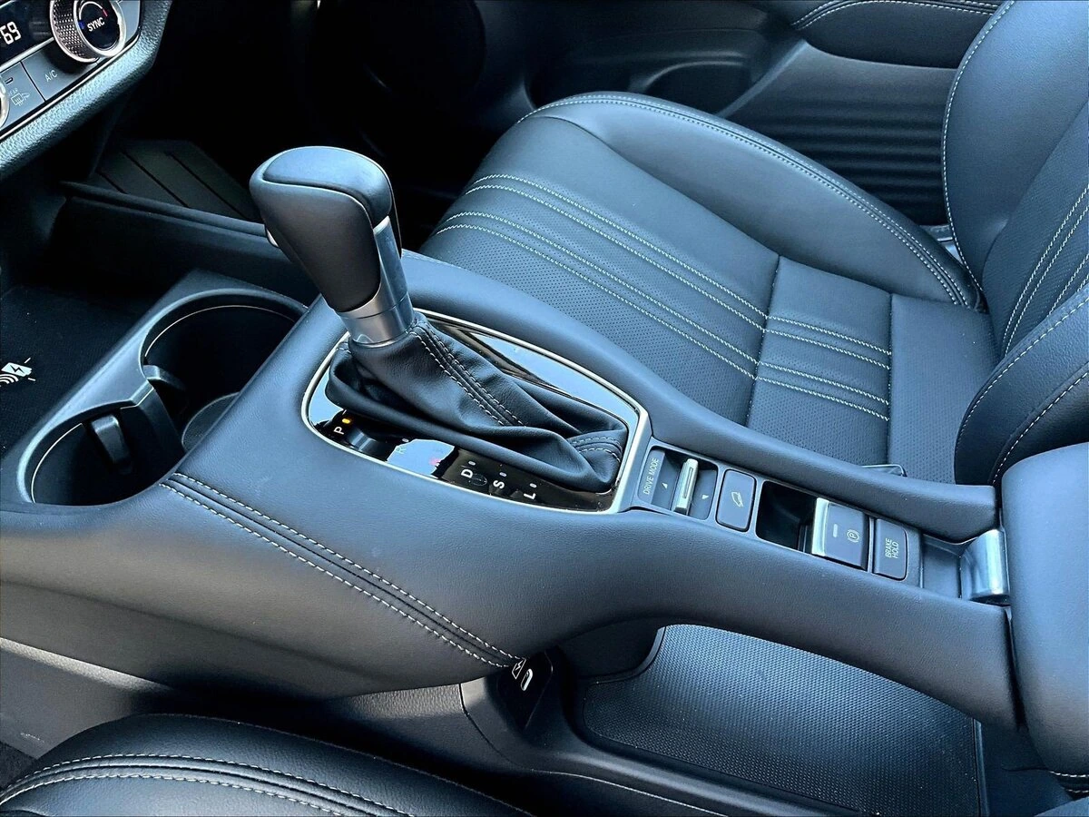 2026 Honda HR-V EX-L - Photo 18