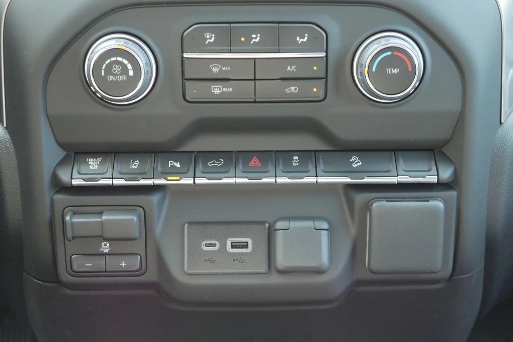 2026 Chevrolet Silverado 2500 HD Custom - Photo 21