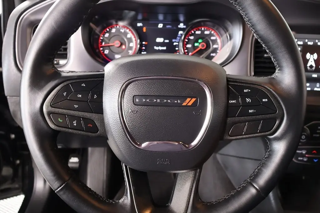2023 Dodge Charger SXT photo 3