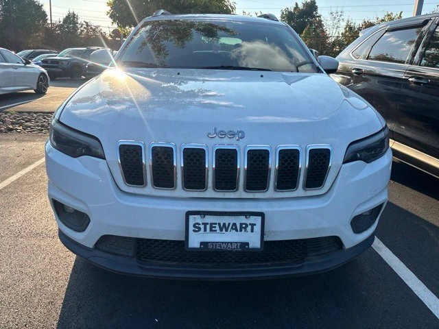 Used 2019 Jeep Cherokee Latitude with VIN 1C4PJLCB1KD172138 for sale in Kingsport, TN