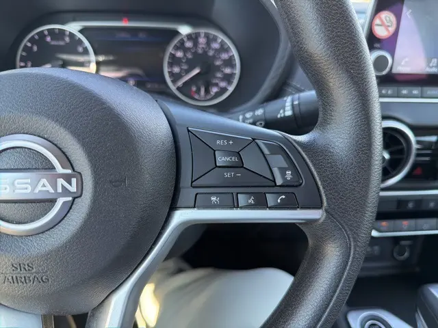 2024 Nissan Sentra SV photo 12