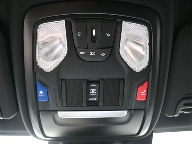 2026 Ram 2500 Tradesman photo 23