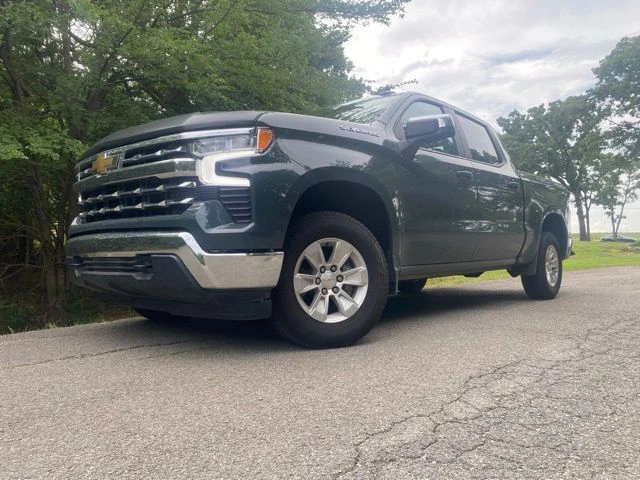2025 Chevrolet Silverado 1500 LT 4X4 Crew Cab Short Box's photo