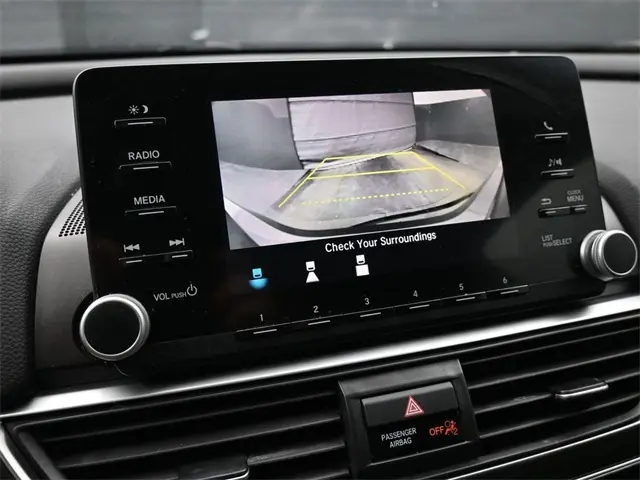2018 Honda Accord LX photo 14