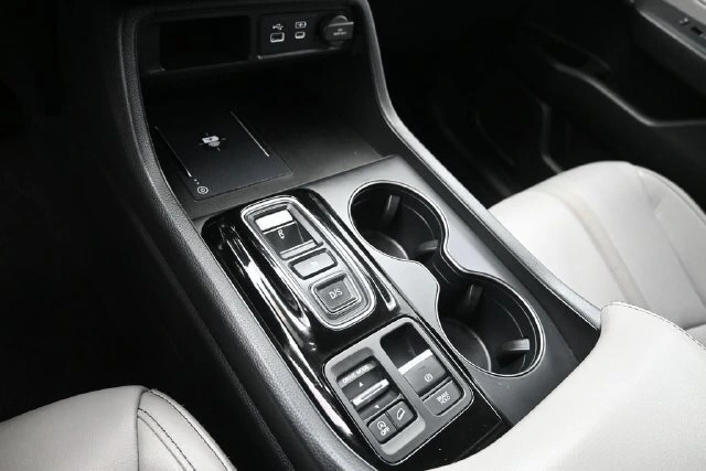 2025 Honda Pilot EX-L - Photo 9
