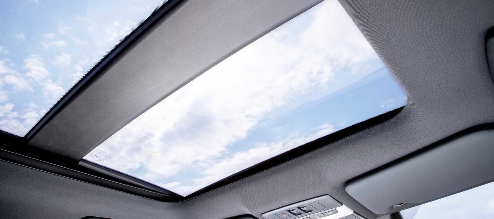2025 Mitsubishi Outlander PHEV Sunroof