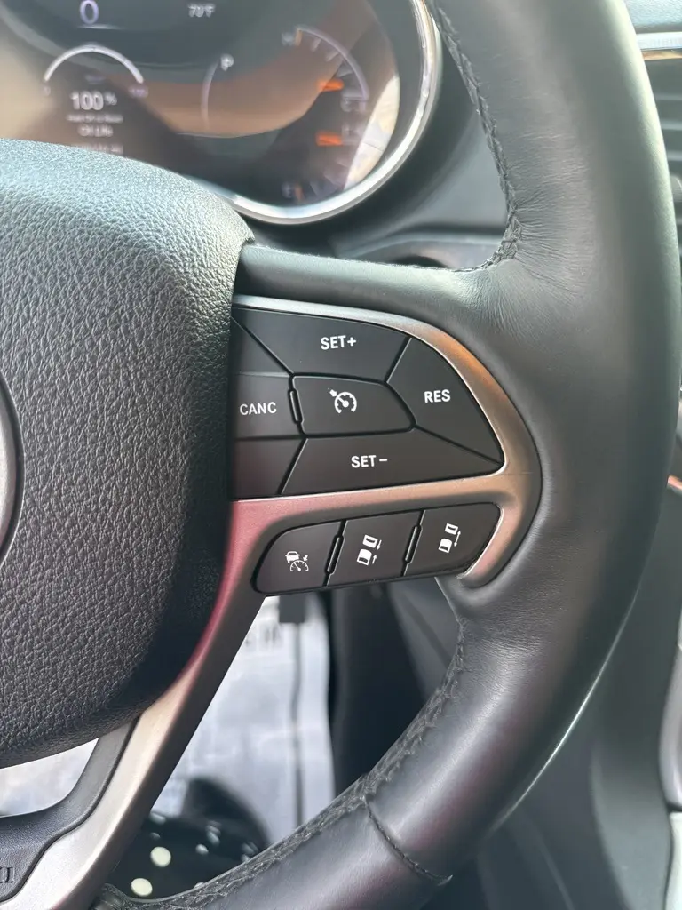 2018 Jeep Grand Cherokee Limited photo 17