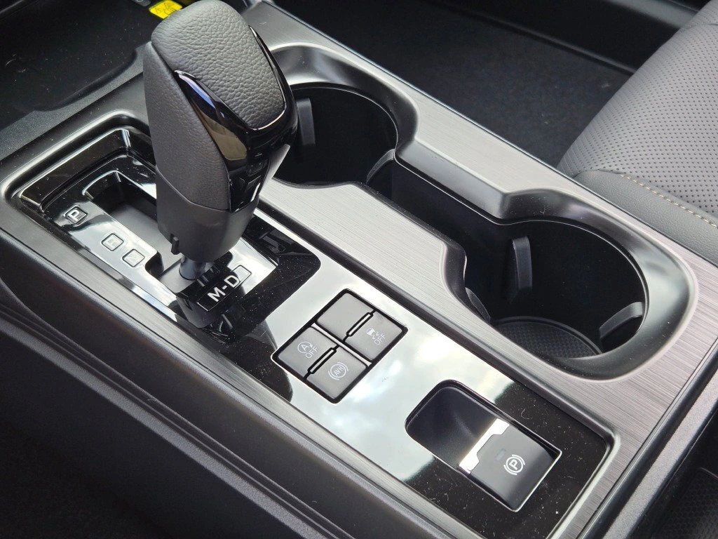 2026 Subaru Outback Limited - Photo 38