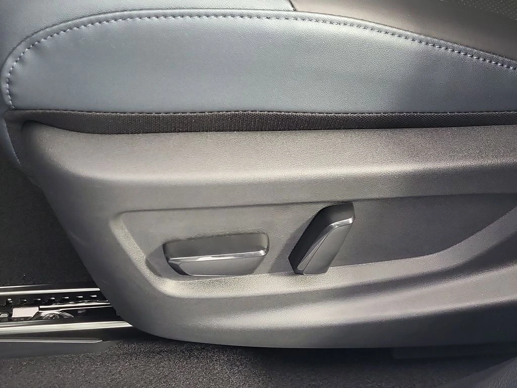2026 Nissan LEAF SV+ - Photo 10