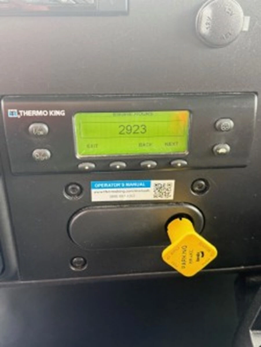 2021 International MV - image 13