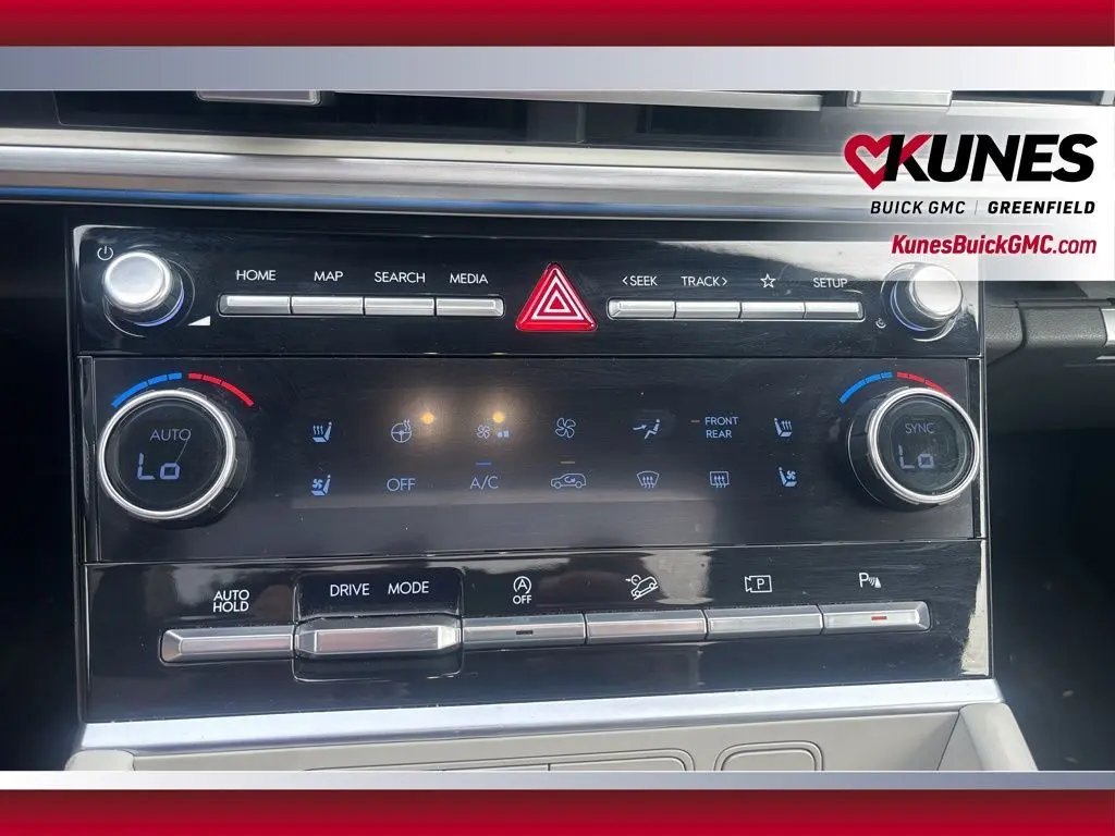 2024 Hyundai Santa Fe Limited photo 21