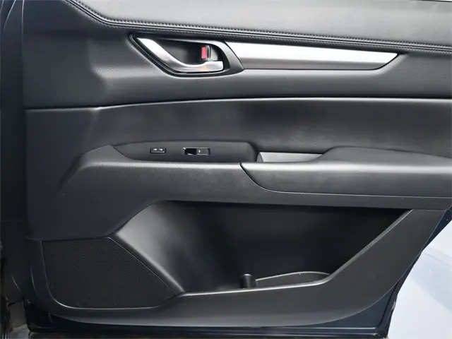 2021 Mazda CX-5 Touring photo 26