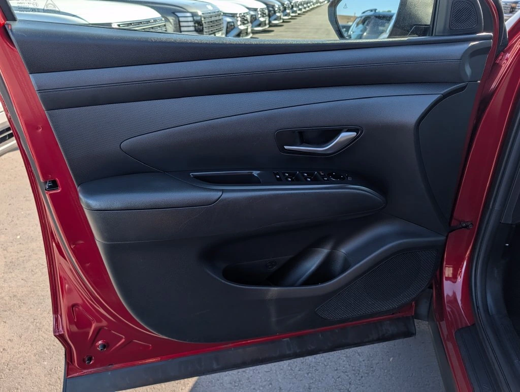 2025 Hyundai Tucson SEL - Photo 17