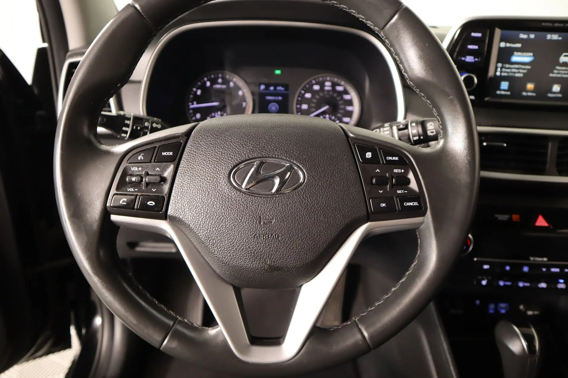 2020 Hyundai Tucson Sport photo 2