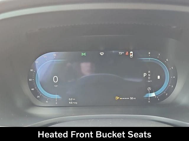 2025 Volvo - image 30