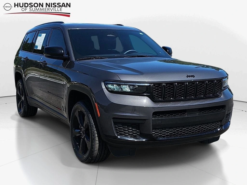 2023 Jeep Grand Cherokee L Altitude 4x4's photo