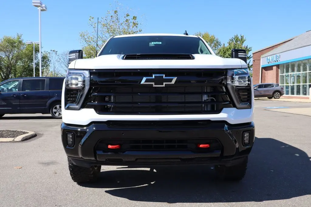 2026 Chevrolet Silverado LT photo 5