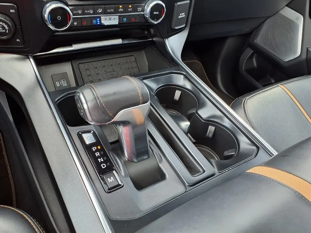2023 Ford F-150 Platinum photo 28